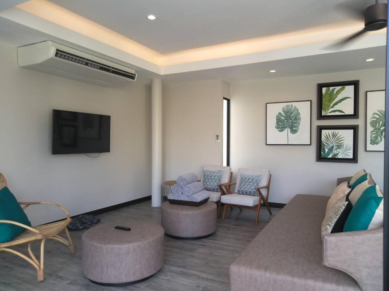 Tungtong Beach Villas Thap Sakae エクステリア 写真