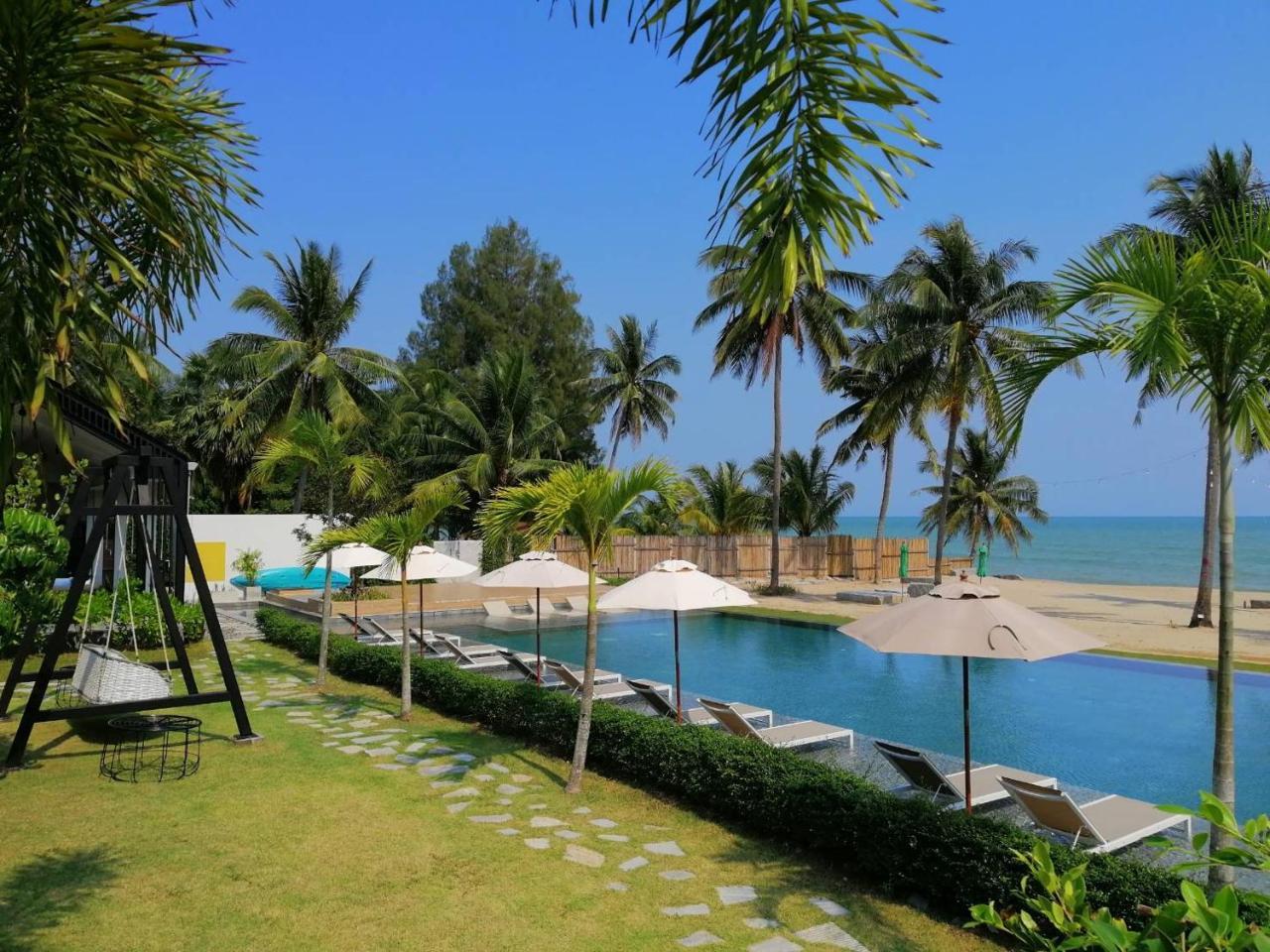Tungtong Beach Villas Thap Sakae エクステリア 写真