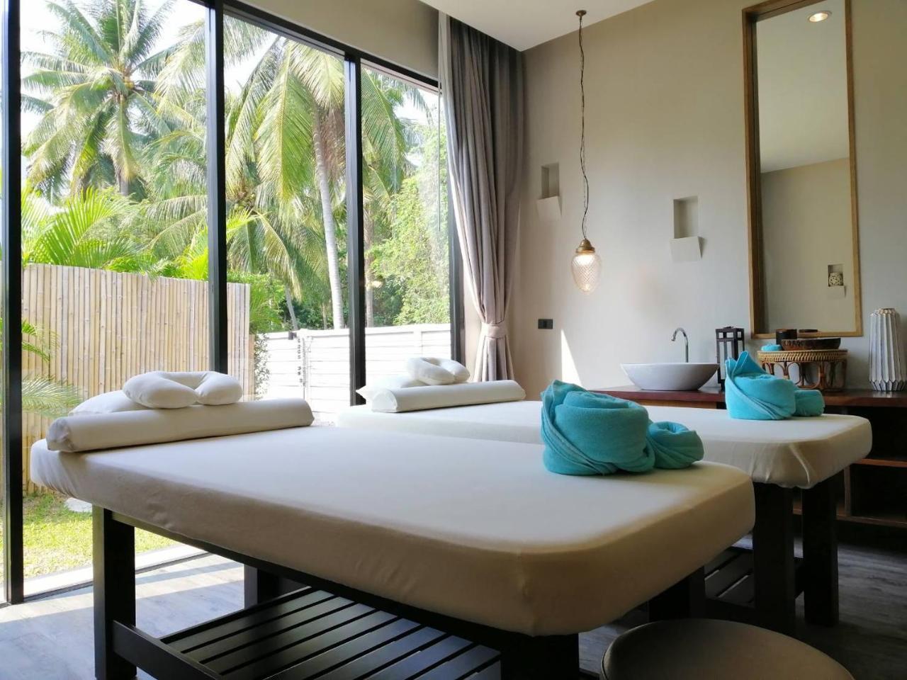 Tungtong Beach Villas Thap Sakae エクステリア 写真