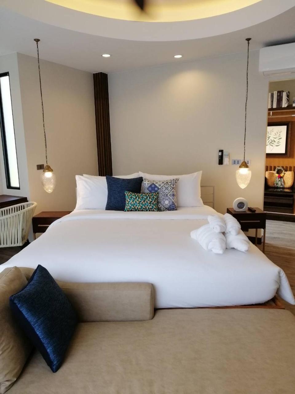 Tungtong Beach Villas Thap Sakae エクステリア 写真